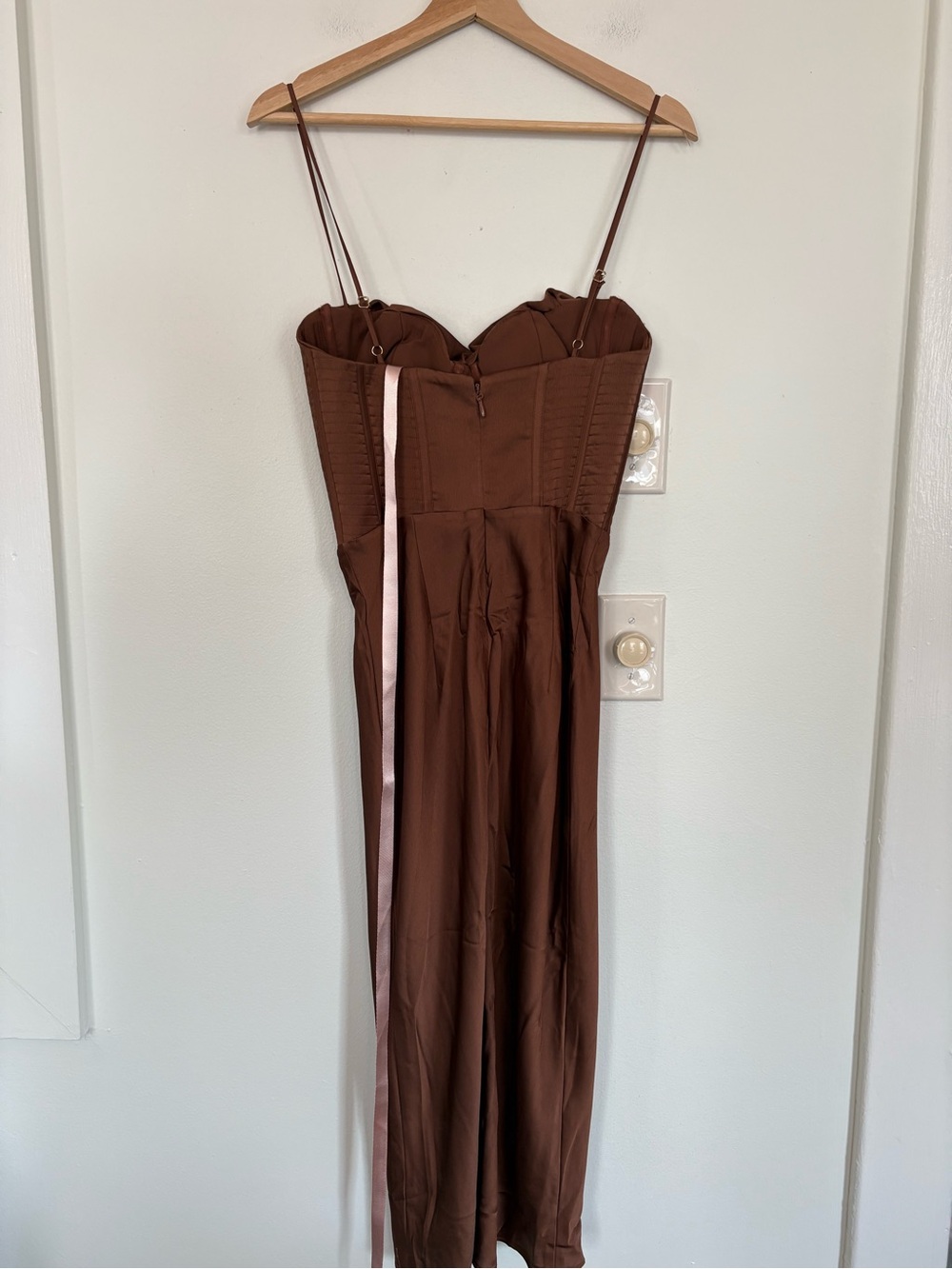 House of CB || Myrna Satin‎ Cowl Neck Midi Dress Corset Brown S Regular Cup NWT - Picture 6 of 13